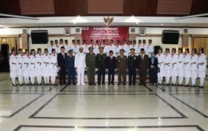 Foto besama pasukan paskibraka babel